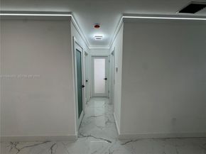 8600 Taft St, Pembroke Pines FL 33024