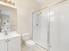 78 Stoney Dr, Palm Beach Gardens FL 33410