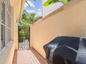 78 Stoney Dr, Palm Beach Gardens FL 33410