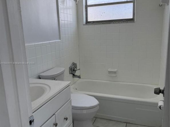 1333 E Hallandale Beach Blvd 444, Hallandale Beach FL 33009