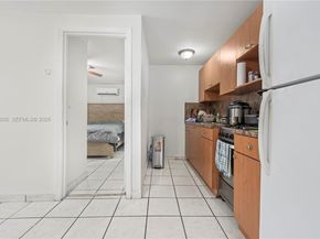 3430 NW 16th St, Miami FL 33125