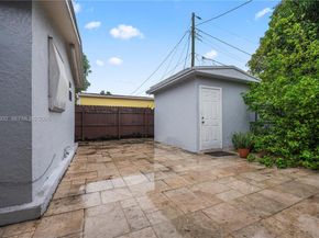 3430 NW 16th St, Miami FL 33125