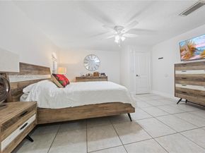 3430 NW 16th St, Miami FL 33125