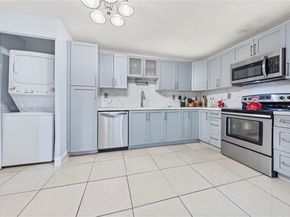 3430 NW 16th St, Miami FL 33125