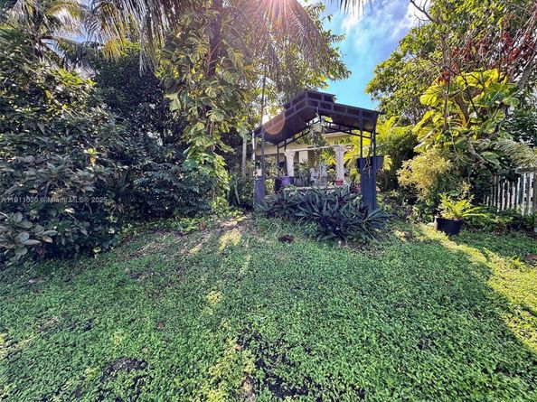 3457 NE 2nd St, Homestead FL 33033