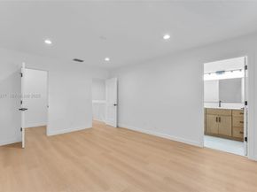 10512 NW 3rd St, Pembroke Pines FL 33026