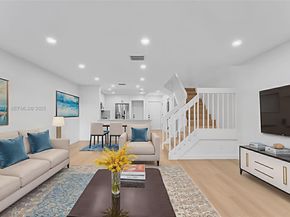 10512 NW 3rd St, Pembroke Pines FL 33026