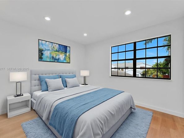 10512 NW 3rd St, Pembroke Pines FL 33026