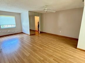 3910 Inverrary Blvd 407B, Lauderhill FL 33319