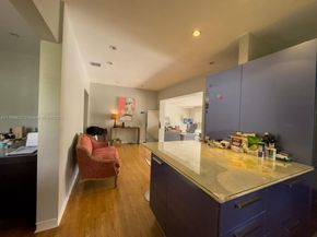 550 NE 94th St, Miami Shores FL 33138