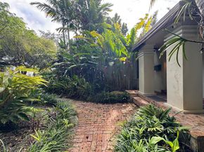 550 NE 94th St, Miami Shores FL 33138