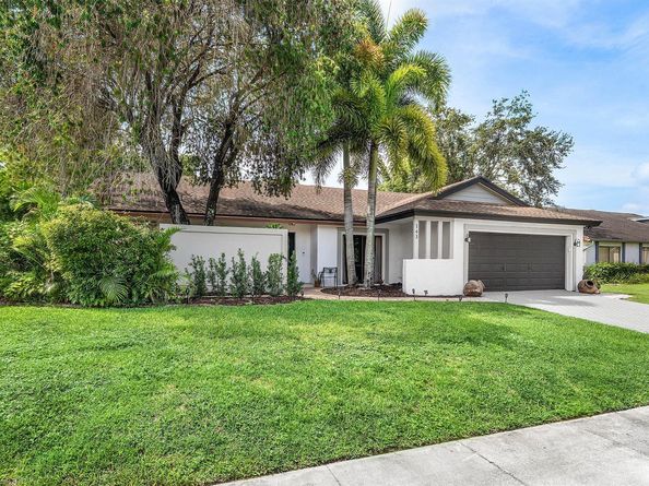 143 Miramar Avenue, Royal Palm Beach FL 33411