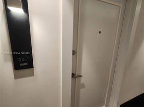 3180 S Ocean Dr 307, Hallandale Beach FL 33009