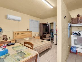 31 SW 58th Ct, Miami FL 33144