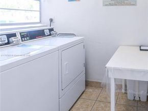 5100 NW 35th St 107, Lauderdale Lakes FL 33319