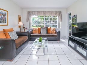 5100 NW 35th St 107, Lauderdale Lakes FL 33319