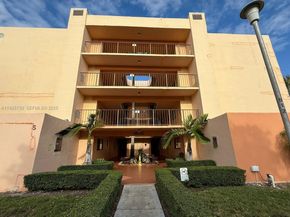 8600 SW 133rd Ave Rd 310, Miami FL 33183