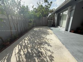 14251 SW 96th Ter 14251, Miami FL 33186