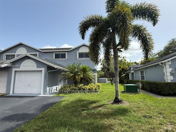 14251 SW 96th Ter 14251, Miami FL 33186