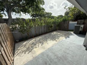 14251 SW 96th Ter 14251, Miami FL 33186