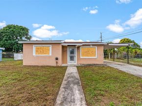 20520 NW 21st Ave, Miami Gardens FL 33056