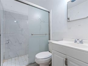 20520 NW 21st Ave, Miami Gardens FL 33056