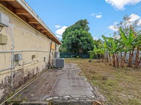 20520 NW 21st Ave, Miami Gardens FL 33056