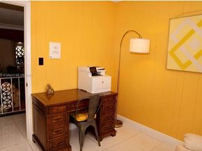 2930 NW 24th Ave, Oakland Park FL 33311