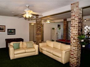 2930 NW 24th Ave, Oakland Park FL 33311