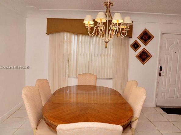 2930 NW 24th Ave, Oakland Park FL 33311