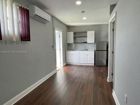 2100 N 54th Ave, Hollywood FL 33021