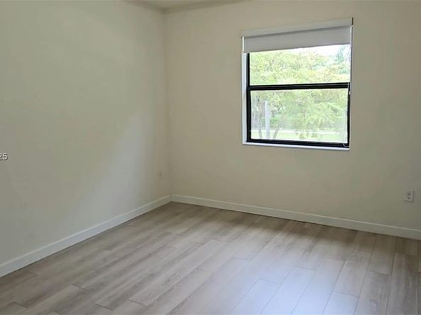 15081 SW 113th Ter, Miami FL 33196