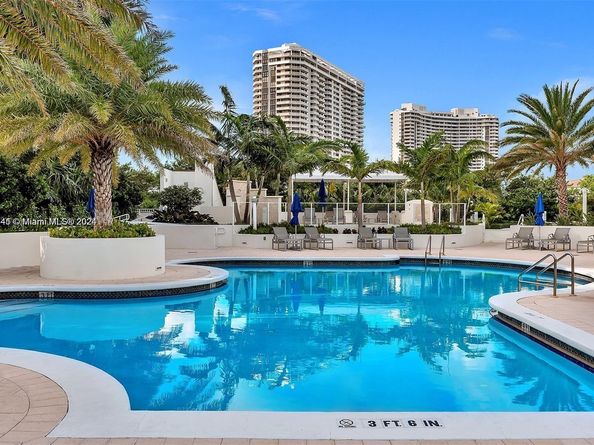 3000 Island Blvd 1201, Aventura FL 33160