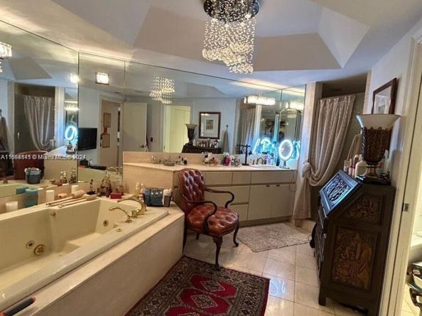 3000 Island Blvd 1201, Aventura FL 33160