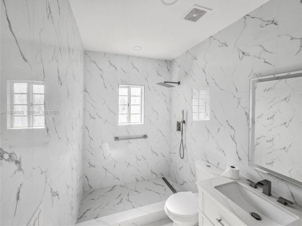 15843 SW 139th St, Miami FL 33196