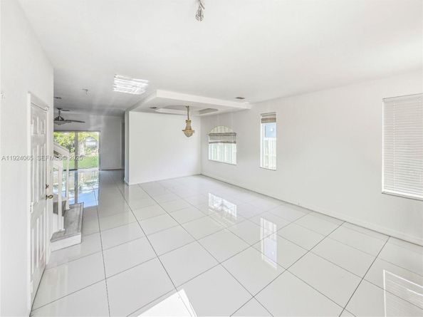 15843 SW 139th St, Miami FL 33196