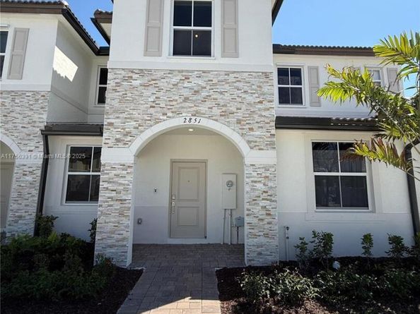 2851 SE 25TH Rd, Homestead FL 33035