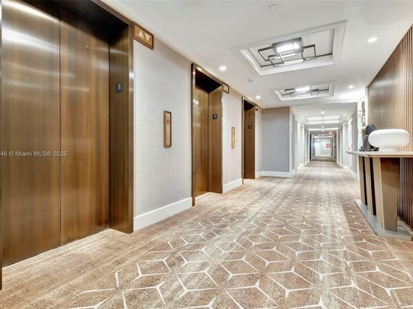 2 Grove Isle Dr B1505, Miami FL 33133