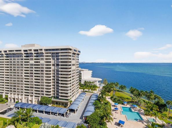 2 Grove Isle Dr B1505, Miami FL 33133