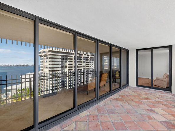 2 Grove Isle Dr B1505, Miami FL 33133