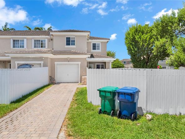 27345 SW 142nd Ave, Homestead FL 33032
