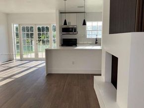 2411 SW 50th Ter, Fort Lauderdale FL 33317
