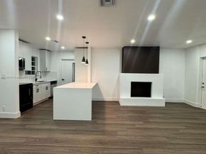 2411 SW 50th Ter, Fort Lauderdale FL 33317