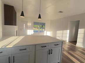 2411 SW 50th Ter, Fort Lauderdale FL 33317
