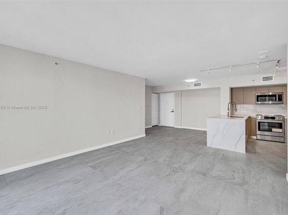 90 Alton Rd 1103, Miami Beach FL 33139