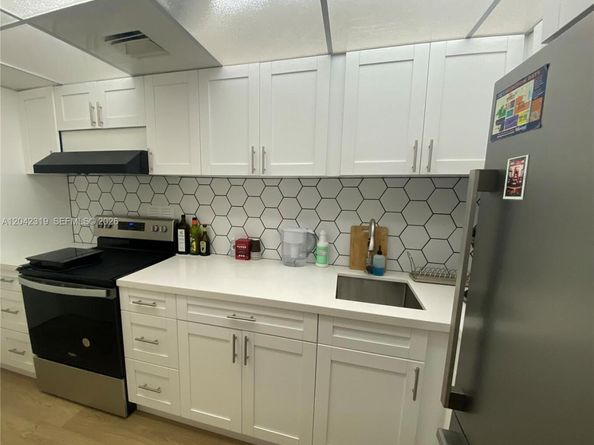 1000 West Avenue 531, Miami Beach FL 33139