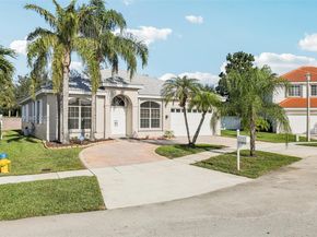 17811 SW 4th Ct, Pembroke Pines FL 33029