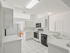 17811 SW 4th Ct, Pembroke Pines FL 33029