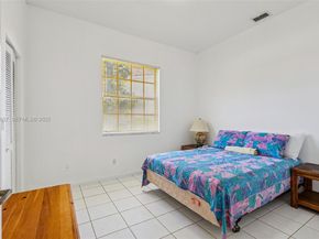 17811 SW 4th Ct, Pembroke Pines FL 33029