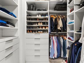 2821 S Bayshore Dr 19B, Miami FL 33133